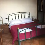 E Il Poggio Di D'angeli Lidia Affittacamere 3*