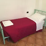 Affittacamere E Il Poggio Di D'angeli Lidia 3*