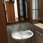 E Il Poggio Di D'angeli Lidia