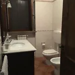 E Il Poggio Di D'angeli Lidia 3*