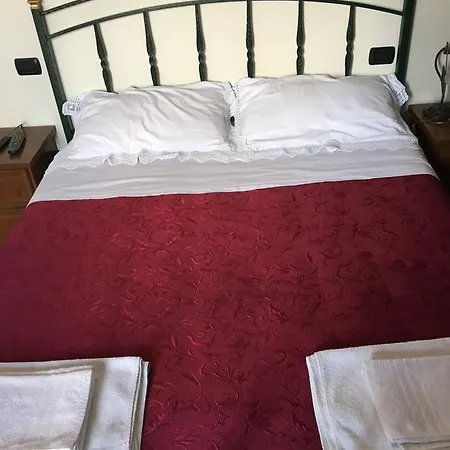 E Il Poggio Di D'angeli Lidia Auditore