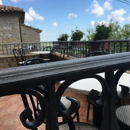 Pensión E Il Poggio Di D'angeli Lidia Auditore