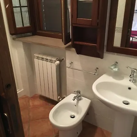 E Il Poggio Di D'angeli Lidia Pensión Auditore