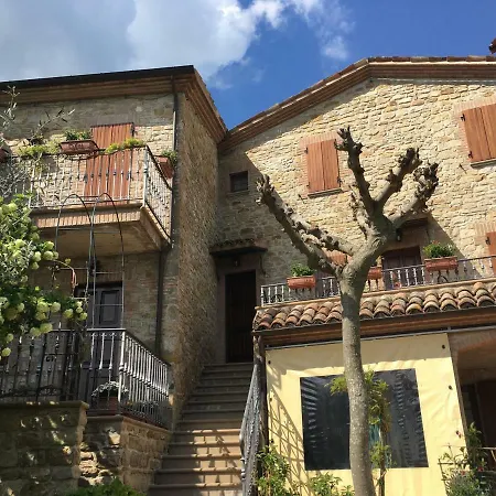 Guest house E Il Poggio Di D'angeli Lidia